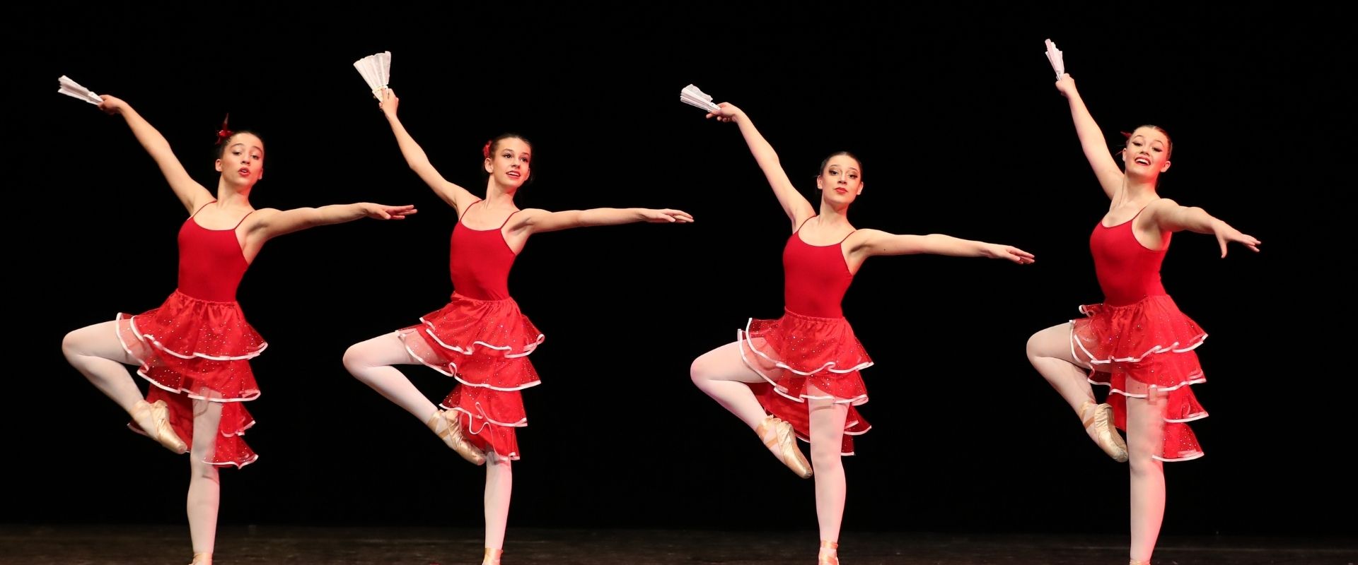 Danza Mundial Gruppe Ballett Spitze